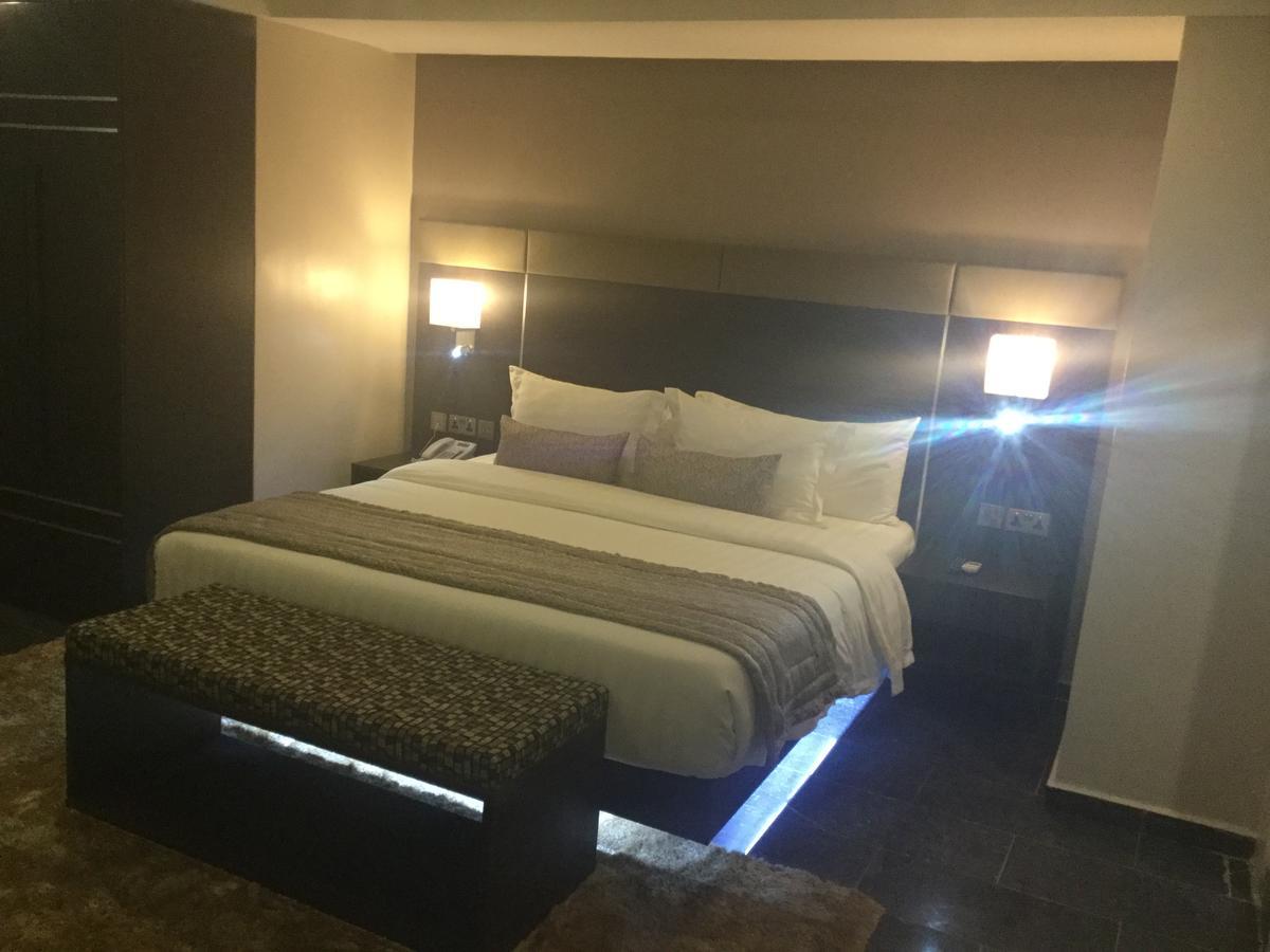 לגוס The Nook Hotel מראה חיצוני תמונה