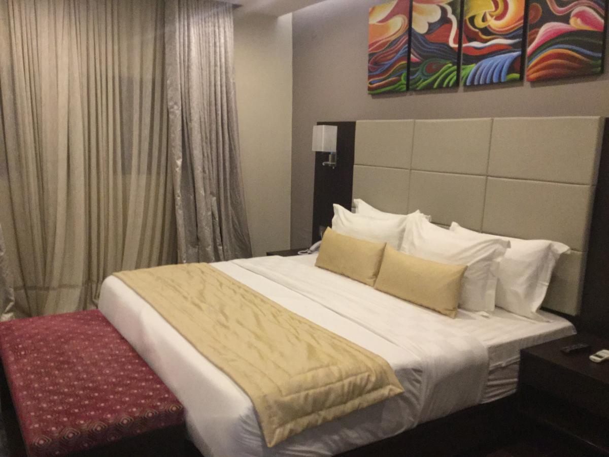 לגוס The Nook Hotel מראה חיצוני תמונה
