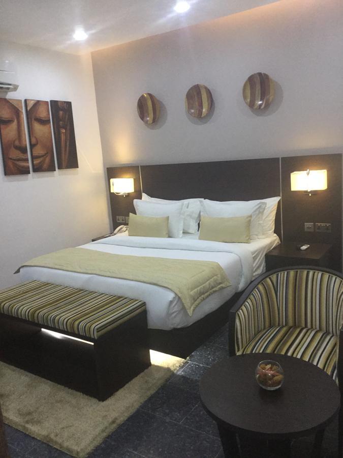 לגוס The Nook Hotel מראה חיצוני תמונה