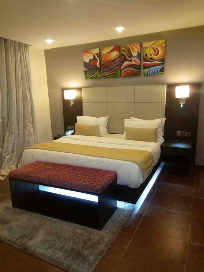 לגוס The Nook Hotel מראה חיצוני תמונה
