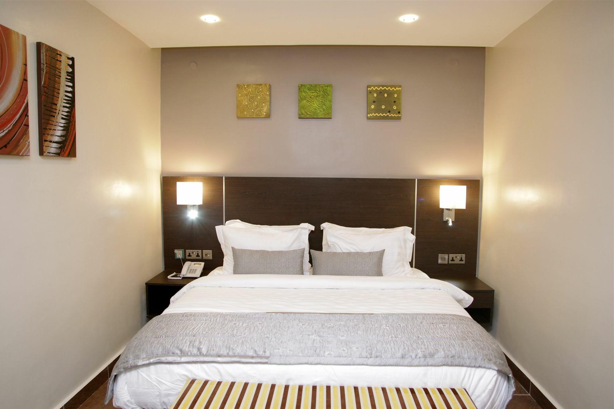 לגוס The Nook Hotel מראה חיצוני תמונה